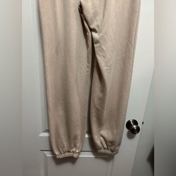 Princess Polly beige sweatpants joggers size women’s 4 us boyfriend boho pockets - Picture 16 of 16